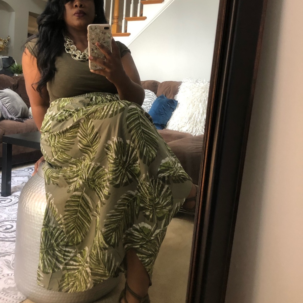Palm Maxi skirt!